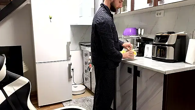 RyanStorm_ webcam