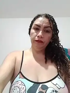 paulett15 live cam on StripChat