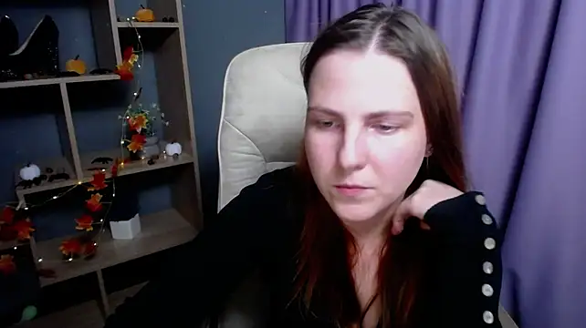 ElizabethGlow webcam