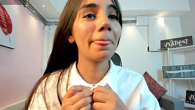 martina_mancini live cam on StripChat