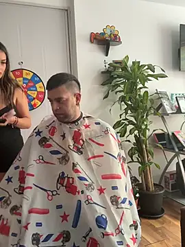 MailynFoxx live cam on StripChat