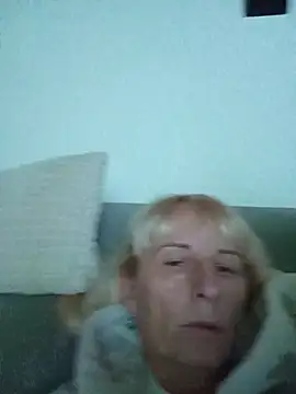 biondabona live cam on StripChat