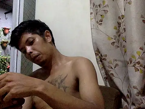 eddy_888 live cam on StripChat