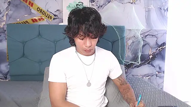 MaximilianRoth on Stripchat