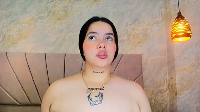 Mia_candy_0