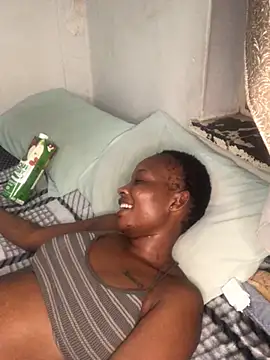 Hotgorgeousbitch live sex cam