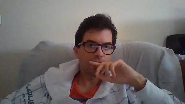 RikCum4u's room