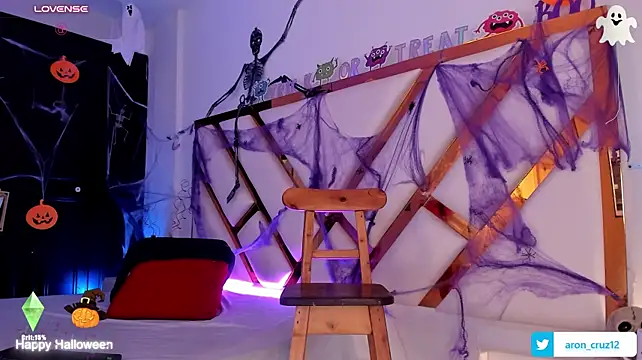 aron_cruz (M young) - All naked+hot masturbation💦✨