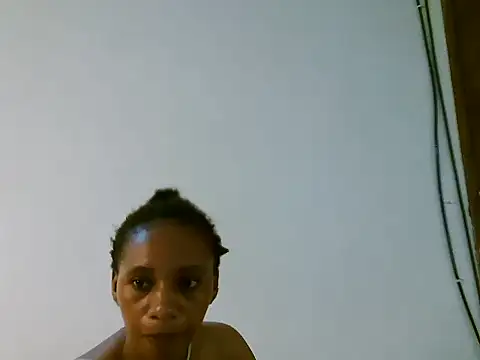cheupe_dawaa (F young) - twerk pussyplay cumshow squirt