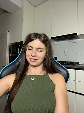 CurlyLara live sex cam