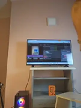 Luna-Aura live cam on StripChat