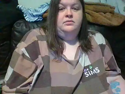 CurvyKirstiesX live cam on StripChat