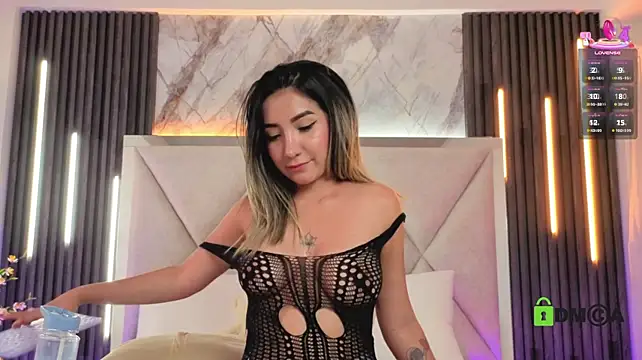 Happy_tits