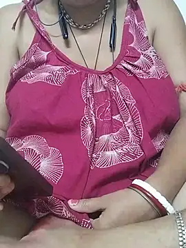 Mampiboudi1 live cam on StripChat