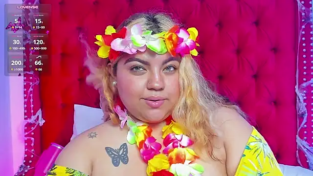 SunnyHoney_ live cam on StripChat