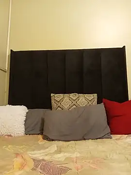 Lavendaa live cam on StripChat