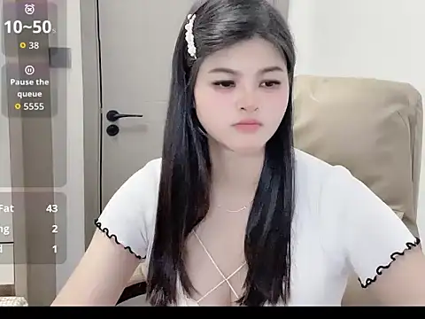 ziling-j live cam on StripChat