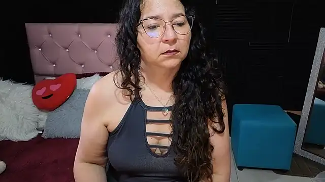 katifoxx live cam on StripChat