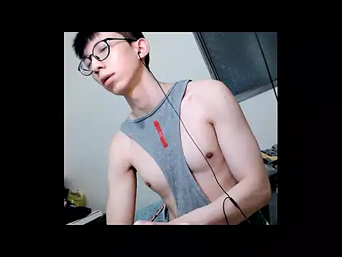 labyrinthos live cam on StripChat