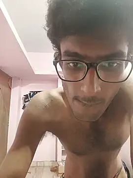 manikanda64 live cam on StripChat