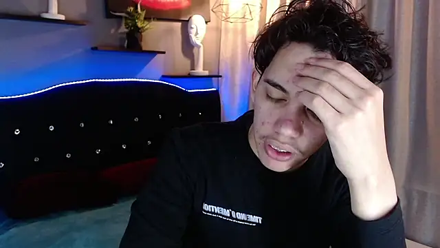 haku_nayro on Stripchat