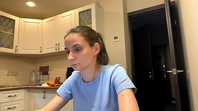 ShirleenDeming live cam on StripChat