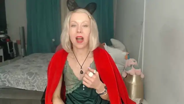 LuxuryNika