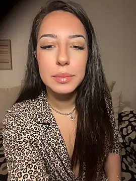 SissiVienna live cam on StripChat