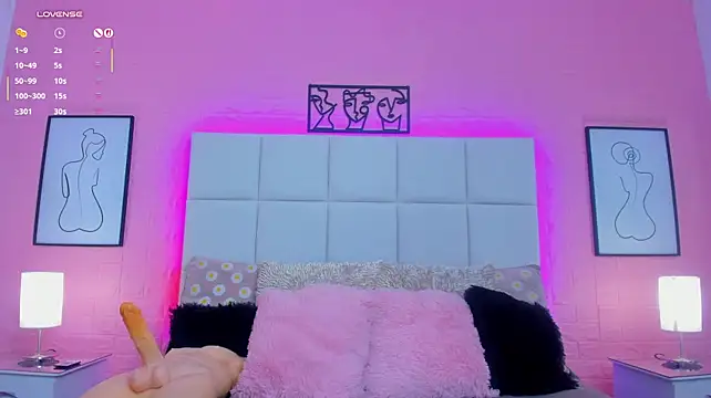charlotte_kisss