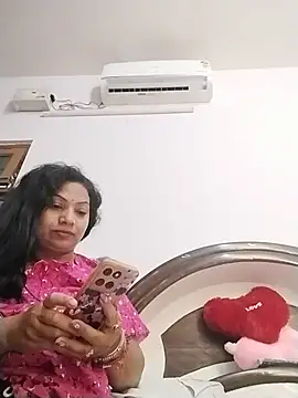 Cute-Janvi20 live cam on StripChat