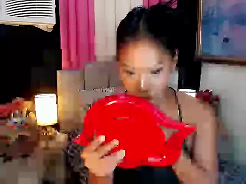 Tarah_victoria_collins live cam on StripChat
