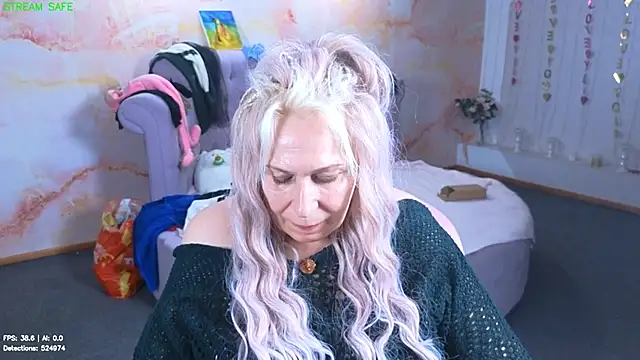 Penelope_Pinky