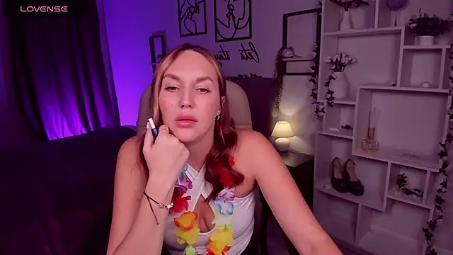 EvieMagical live cam on StripChat