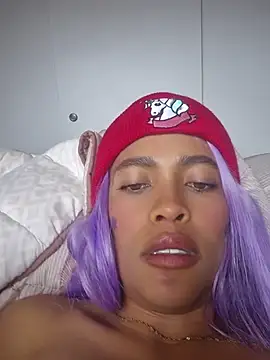 hannaabanana8 live cam on StripChat