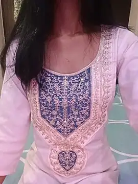 Daisy_Shah_ live cam on StripChat