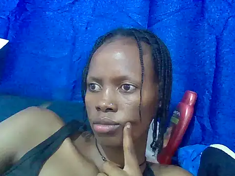 Fatu24 live cam on StripChat