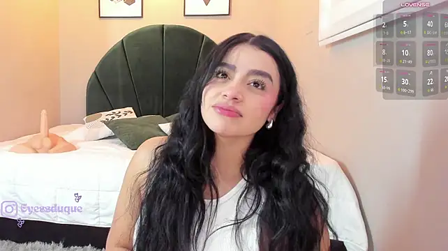 Eyes_Duque live cam on StripChat