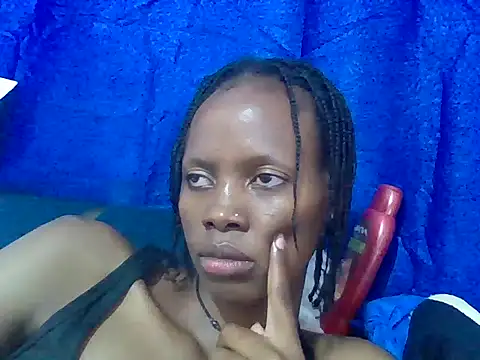 Fatu24 live cam on StripChat