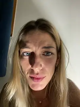 Bellalolahot