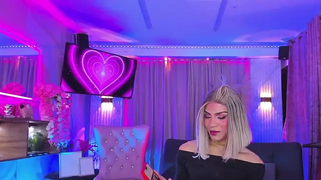 Queens_Wonders_Blonders