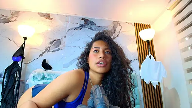 SaraVasquez_ live cam on StripChat