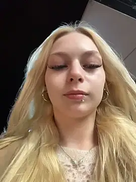 AngelinaTous