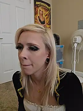 AmethystFoxx