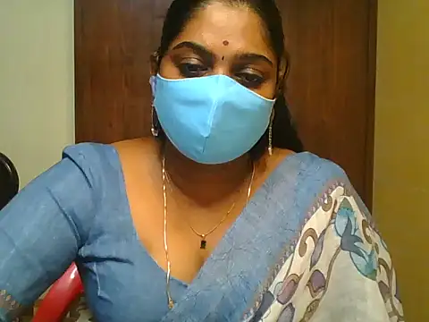 Tamil_hot_Shalini live cam on StripChat