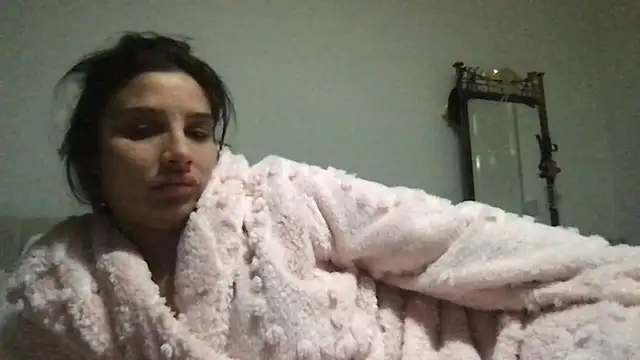 YourFavouriteSecret1 live cam on StripChat