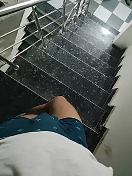 Rocky-badboy_cum4me on Stripchat
