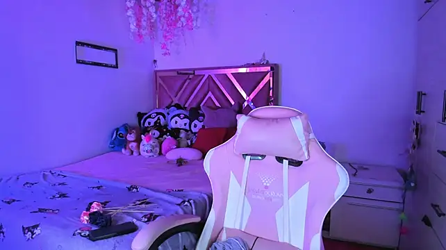 little_emma0 webcam
