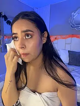 Dulce_babyy live cam on StripChat
