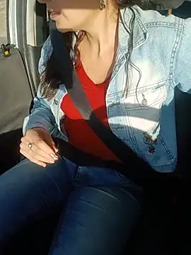 Lupita_sol live cam on StripChat
