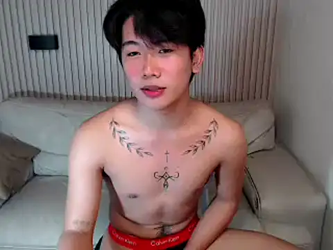 xtrahot_alex (M twink) - HI ALEX